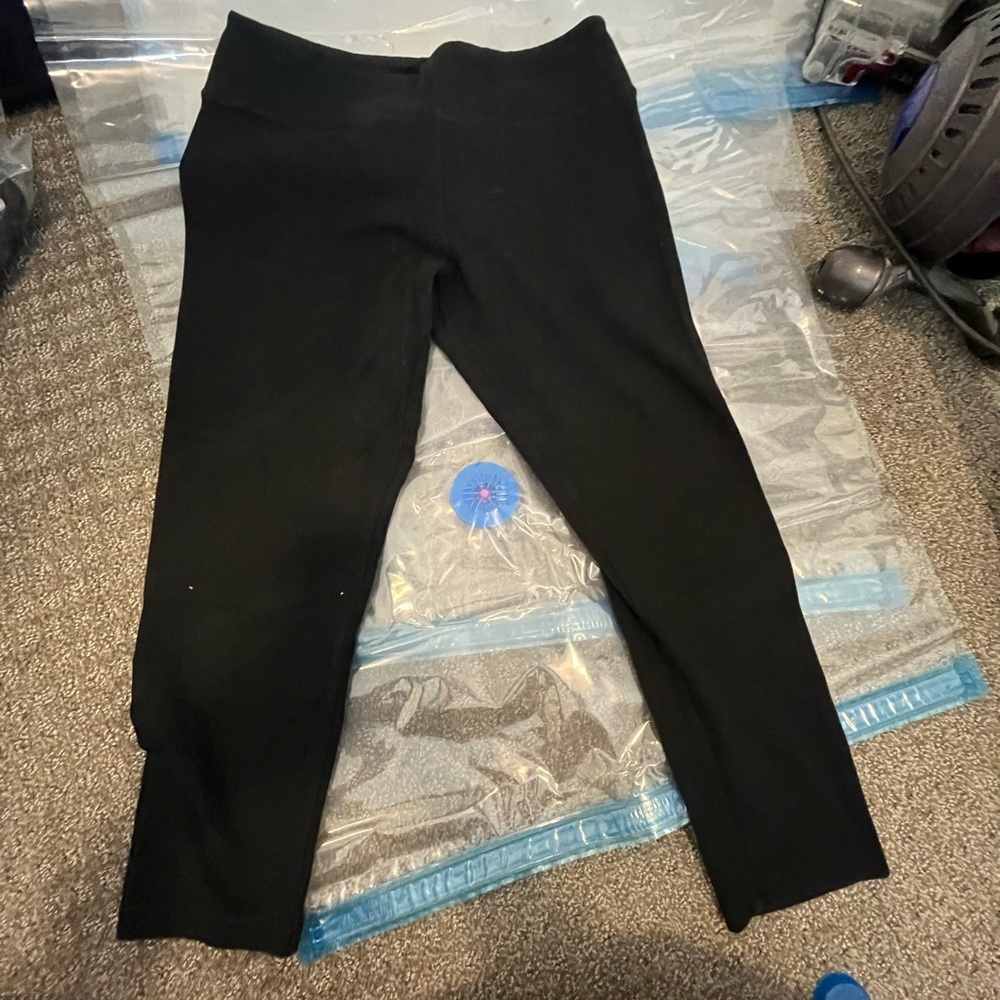 Victoria secret leggings. Size Medium, only worn a few times
